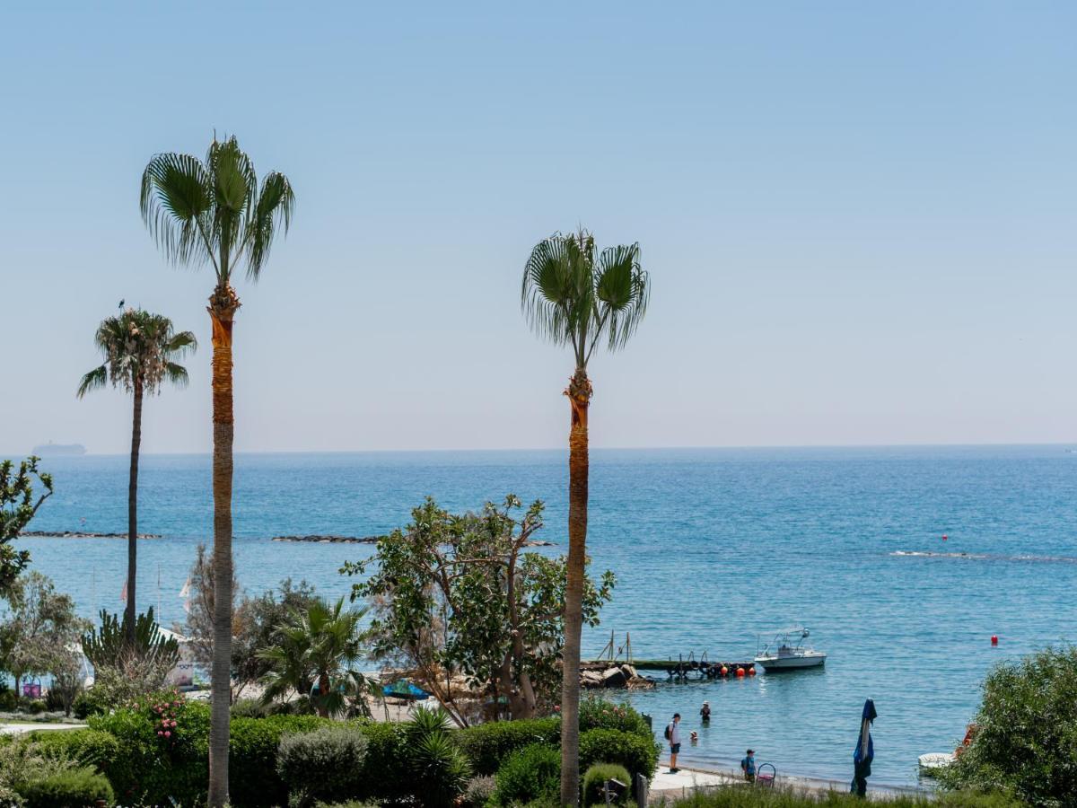Sanders Ermitage On The Beach - Delightful 1-Bedroom Apartment With Sea View Limassol Exterior foto