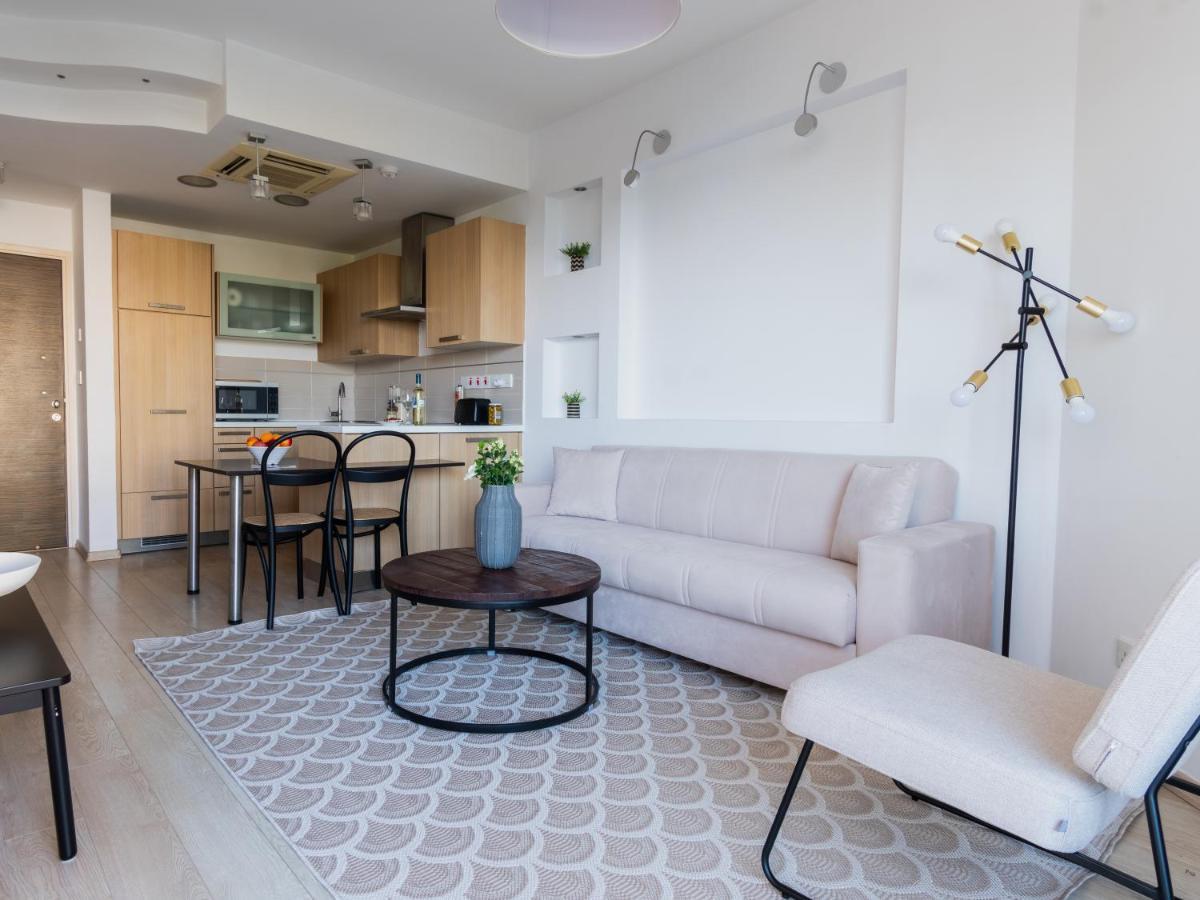 Sanders Ermitage On The Beach - Delightful 1-Bedroom Apartment With Sea View Limassol Exterior foto